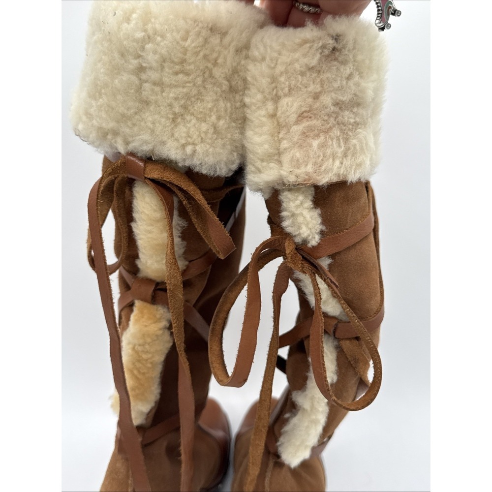 Michael Kors women's Brown Tall Sherpa Boots Heels Tie Fur  Warm Cozy 6.5 - Picture 4 of 11